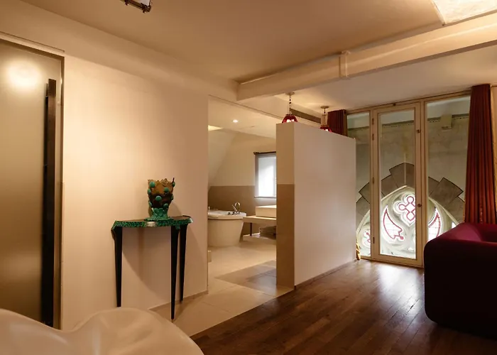 Kruisherenhotel Maastricht - Oostwegel Collection, Member Of Design Hotels